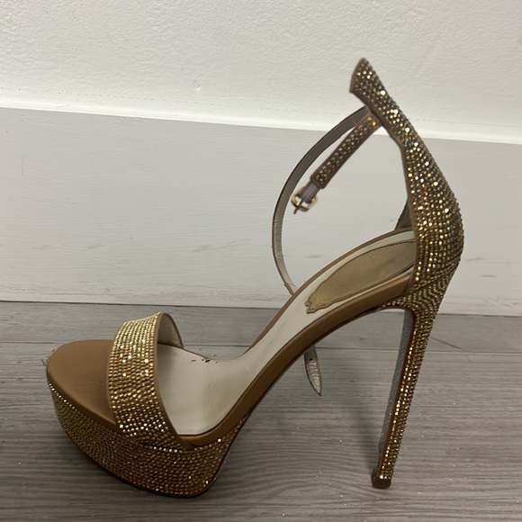 Rene Caovilla
Crystal Ankle-Strap Platform Sandals - Picture 3 of 5